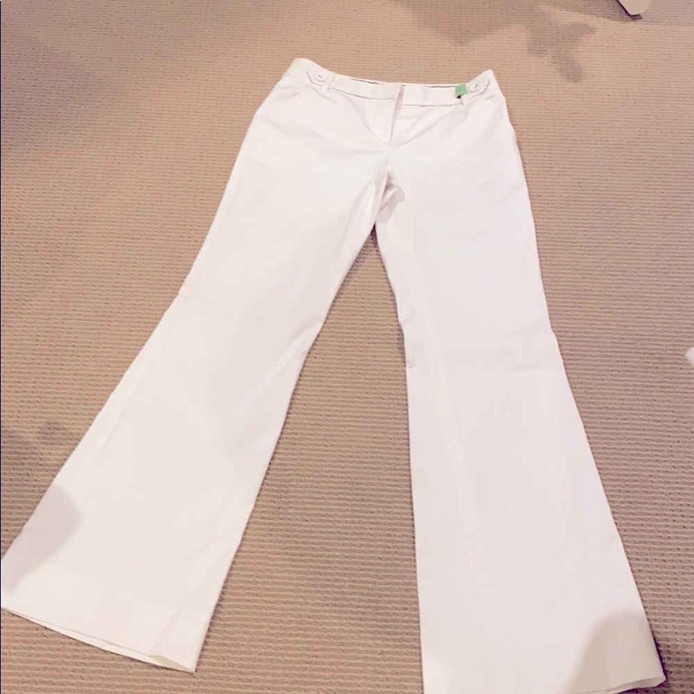 DIANE VON FURSTENBERG WHITE SUMMER SLACKS SIZE 2